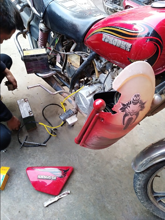 摩托车电打火不着火最好解决办法,摩托车不点火的故障维修