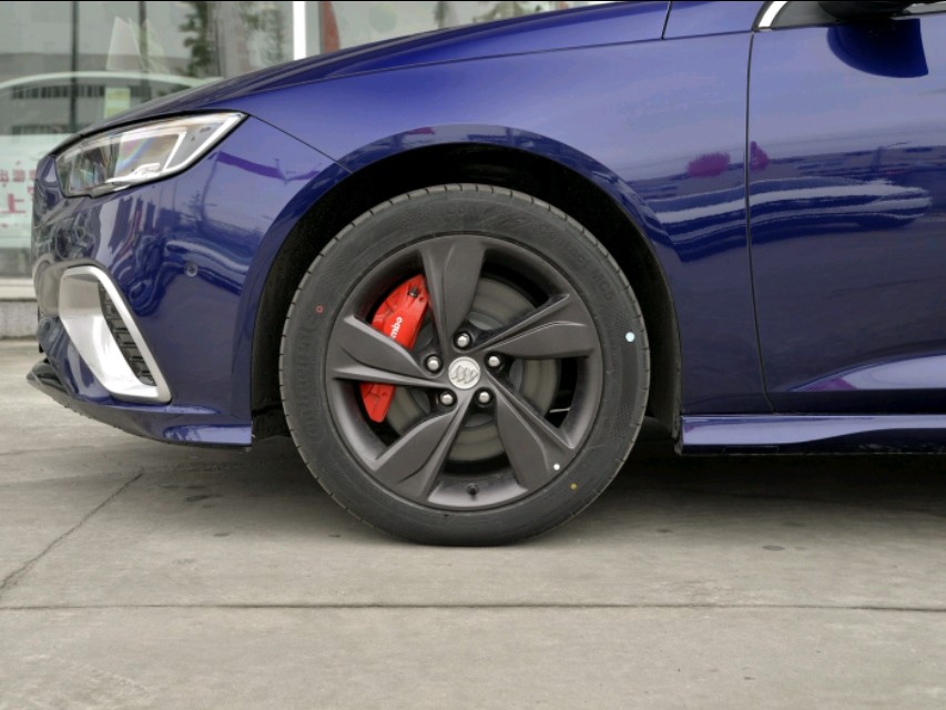 买君威送什么东西合适,买君威gs送什么