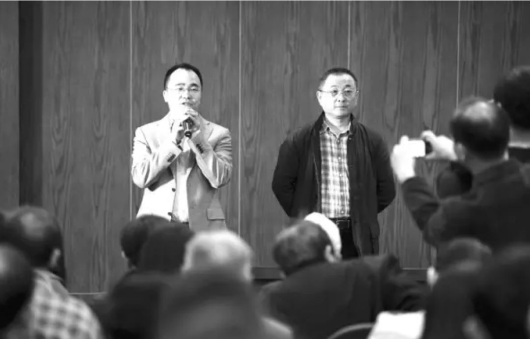 武汉16家方舱医院关门大吉，是时候曝光这位湖北首富了