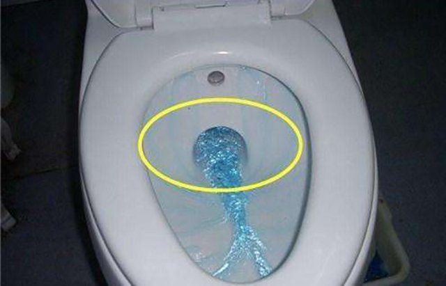 马可波罗坐便器是直冲还是虹吸,直冲坐便器和虹吸坐便器出水测试