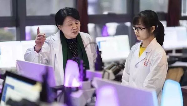 光谷有个海归群，密码“3551”