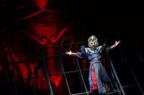 人之初性本恶怎么读,人之初性本恶的诠释