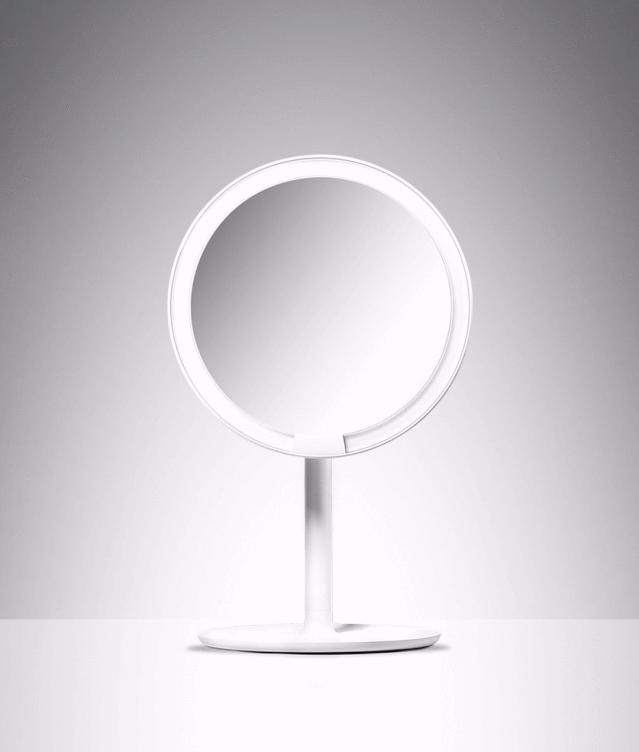 月黑风高倾国倾城,月黑风高日光明媚