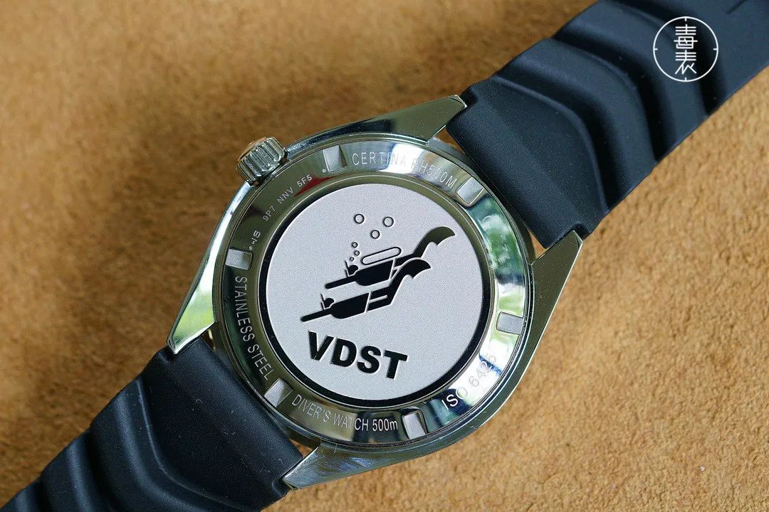 夏日橙鬼-雪铁纳DSSuperPH500M特别机械表