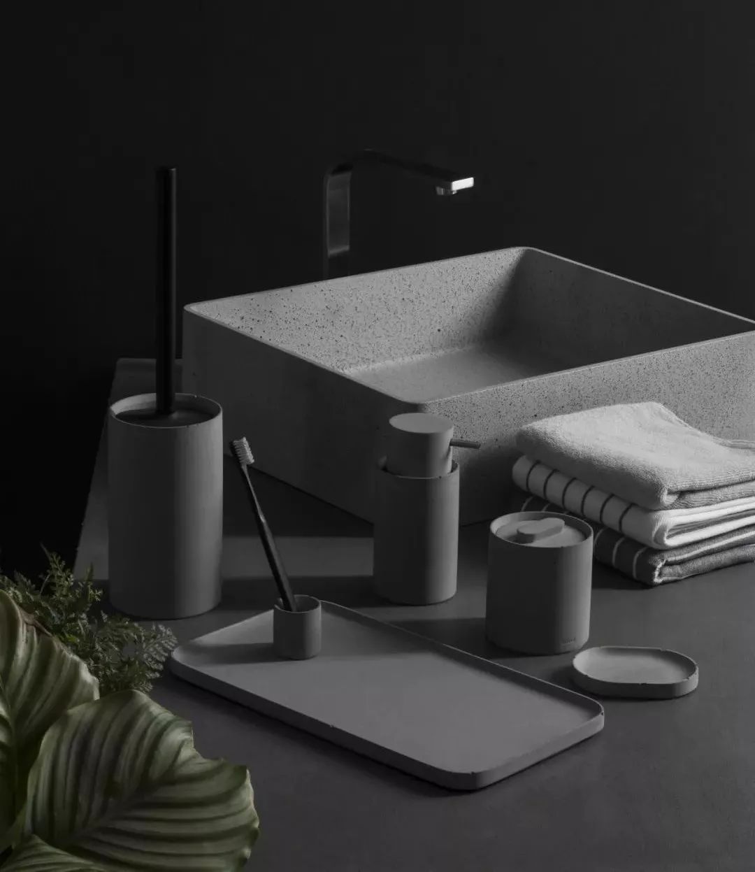 999皮炎平出口红,999皮炎平出口红广告