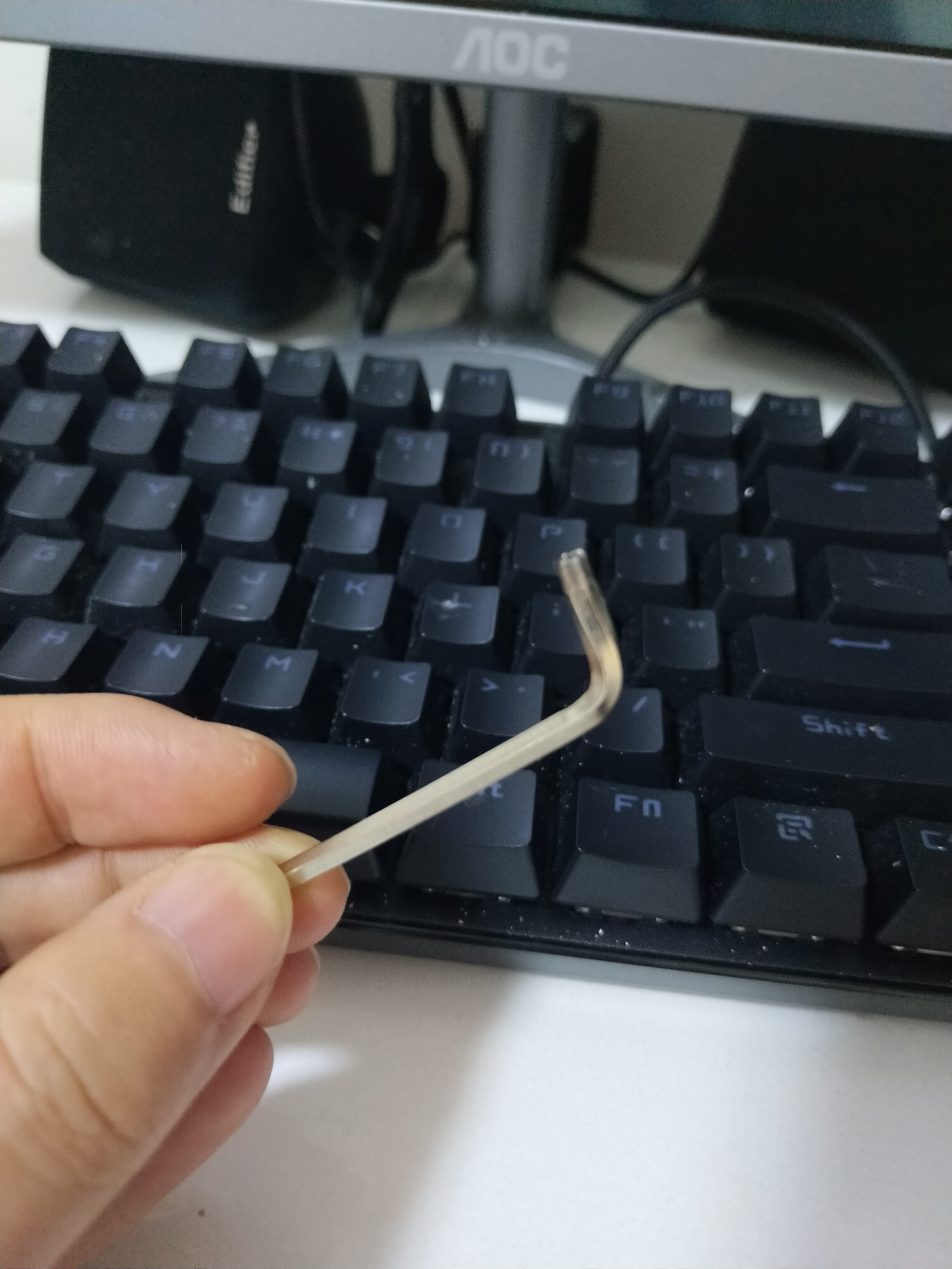 单车后拨滑丝修复,单车后拨掉了怎么修