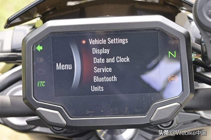 川崎z900跟川崎z1000有什么差别,川崎Z900驾驶体验