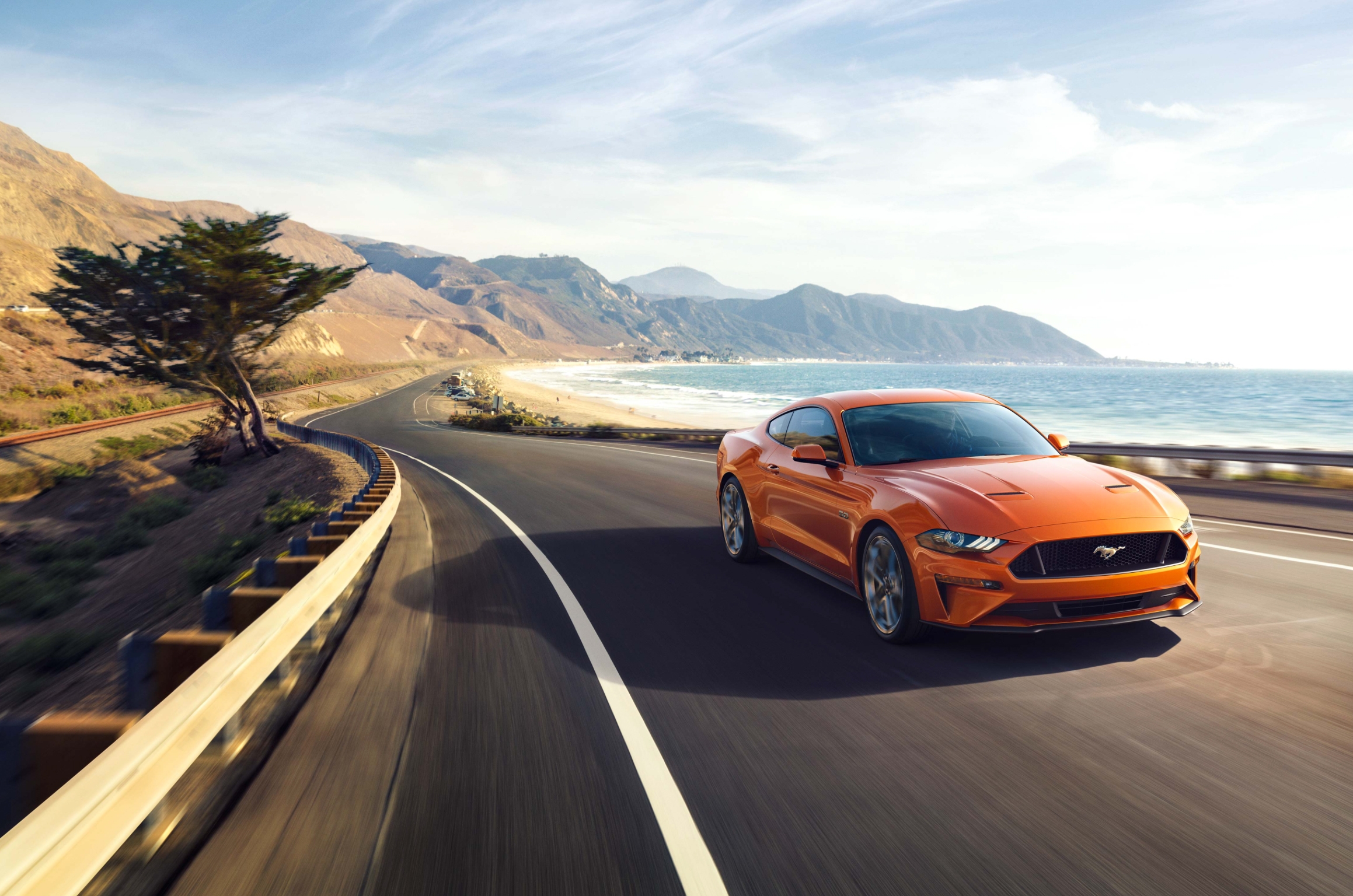 下雨天汽车贴膜有影响吗,车窗贴膜下雨有影响吗