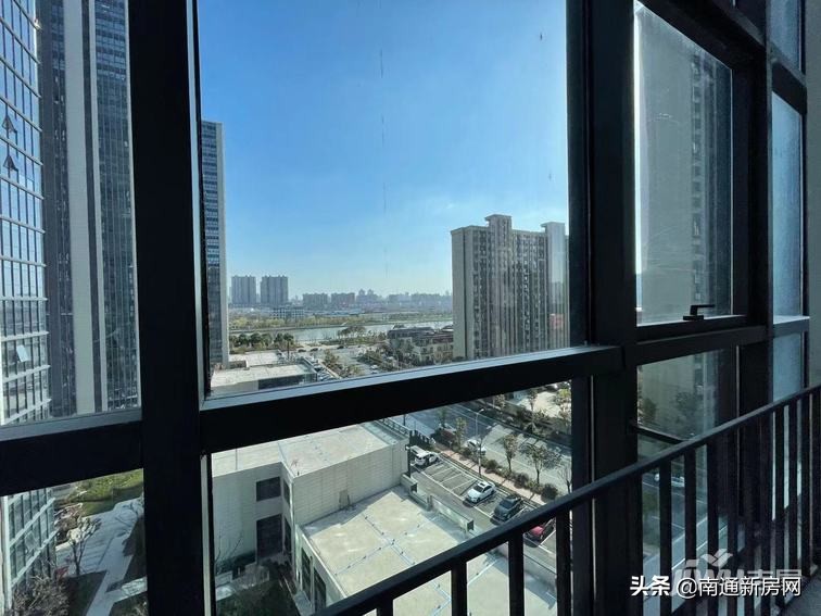 只剩最后一栋楼没修会烂尾吗,星光域公寓出售