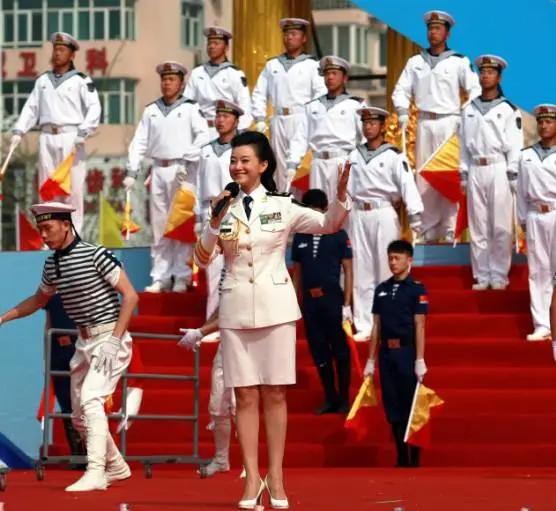 还记得唱《辣妹子》的*祖英宋**吗,她如今过得怎么样?