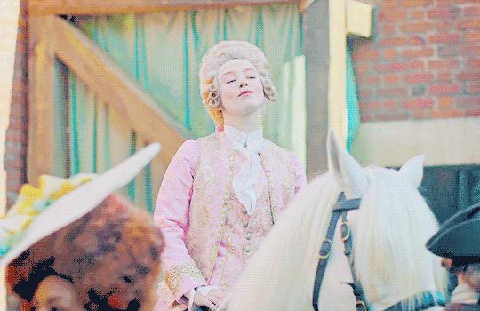 名姝第三季露西结局,名姝第二季讲什么