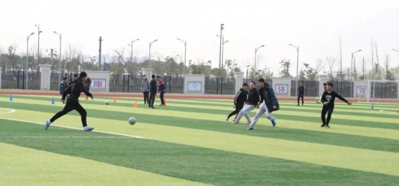 南京师范大学泰州学院足球赛,盐城足球队