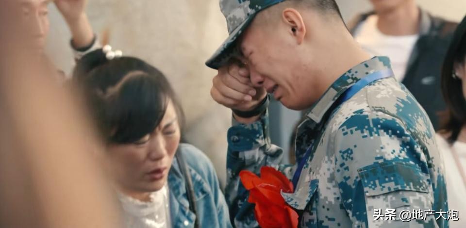 中国当兵的大学生，都是这样度过第一次