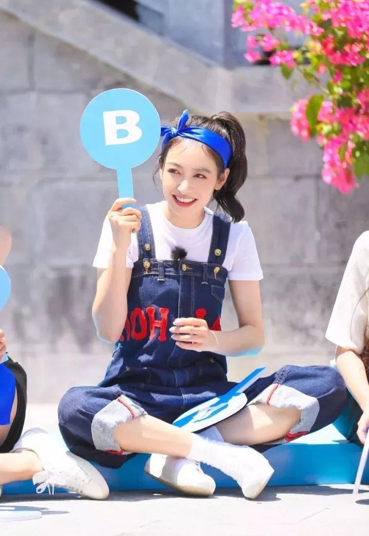 解锁背带裤新穿法街拍,背带裤十六种穿法