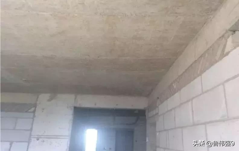 楼板水平极差标准是多少,楼板平整度偏差过大处理方案