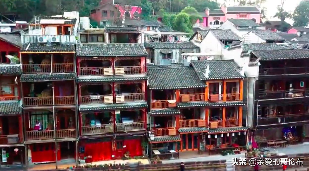 长沙到凤凰古城最佳方案怎么坐车,长沙有去凤凰的高铁吗多少钱