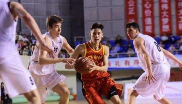 麦迪蝴蝶穿花穿裆过人,中国男篮各时期第一人