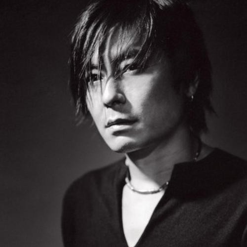 王杰嗓子坏了后的经历照片,王杰嗓子坏了后的经历