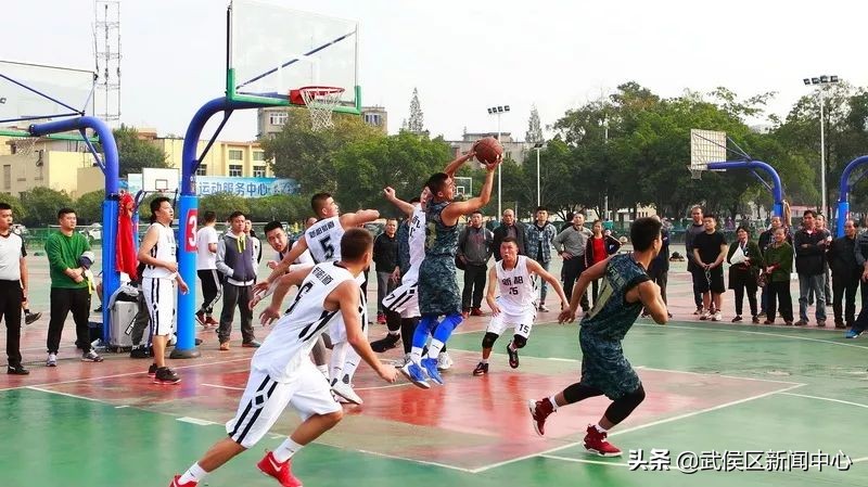 公共运动场地,成都室内大型运动场地