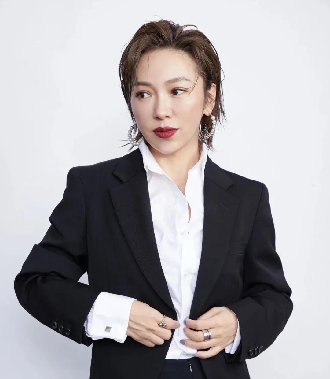 岳晓琳发型设计黄金法则,岳晓琳男发造型