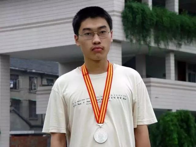 一人单挑多人的高手,一人单挑整个数学届