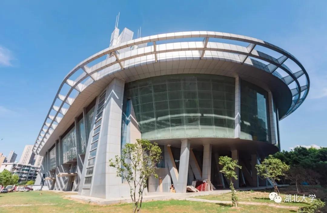 来,让我告诉你:为什么要上湖北大学?