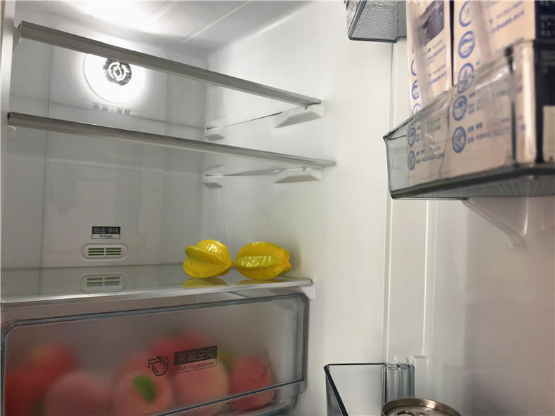 小天鹅冰箱美的冰箱哪个好,小天鹅冰箱净味系统