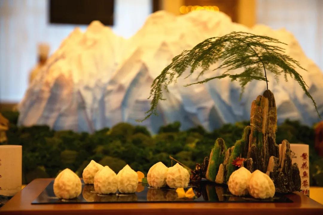 白山10月旅游攻略自助游线路,五一白山周边2-3天短途旅游