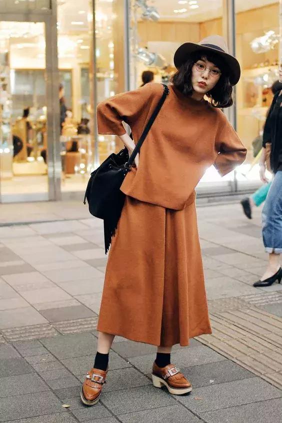 帽子能增加时尚感么,帽子时尚任何场合都可以搭配