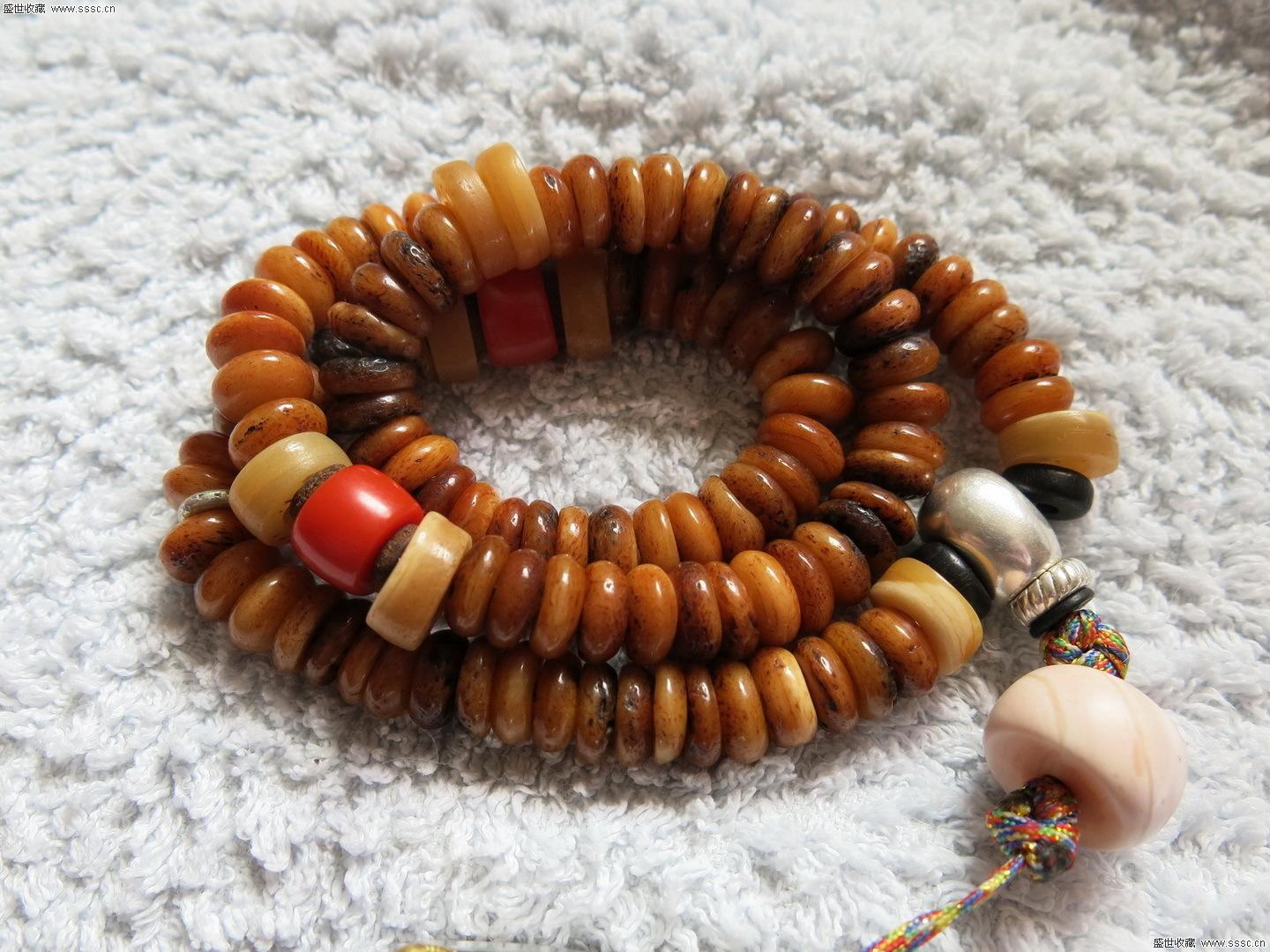 你戴的饰品暴露出你的性格,佩戴手串你觉得丢人吗