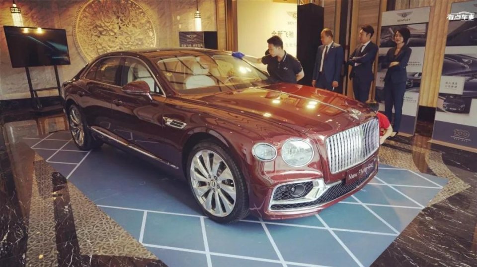 全新宾利飞驰体验,第一代宾利飞驰极速版