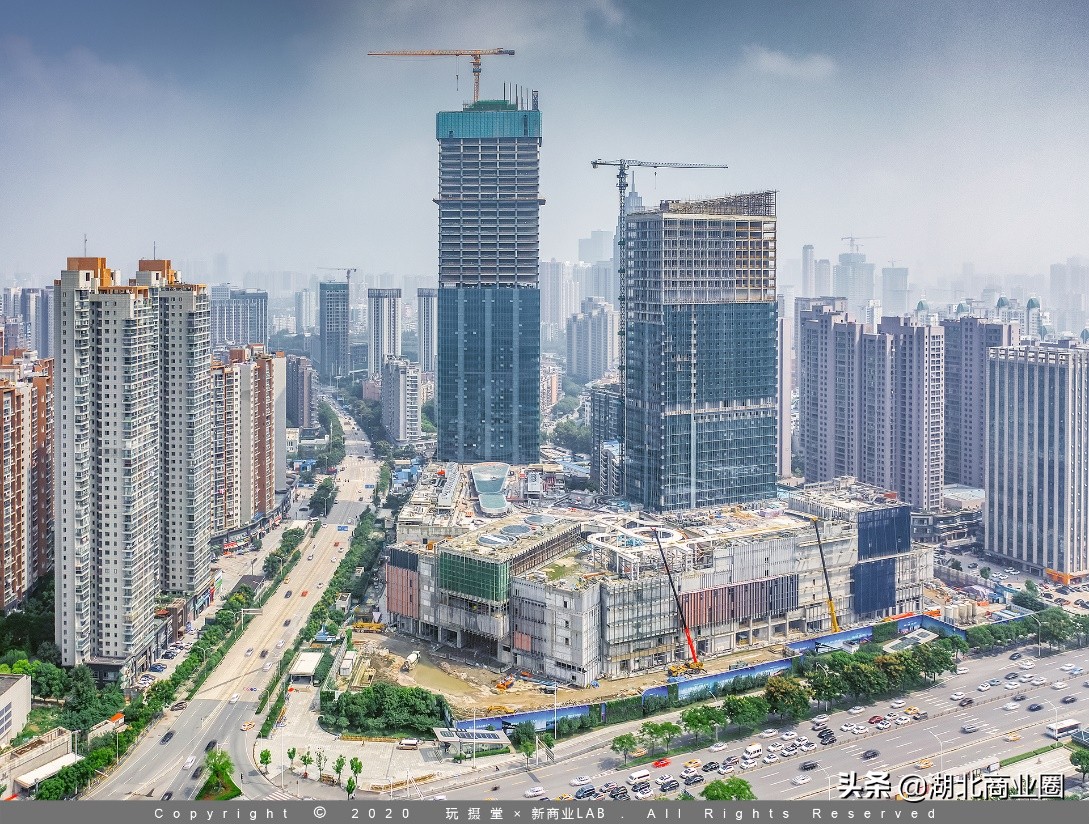 adidas武汉旗舰店,adidas阿迪达斯武汉江汉路