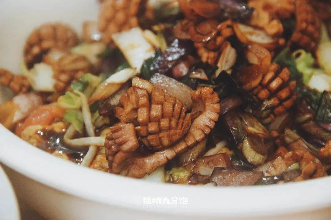 王宝强吃面道士下山,道士下山吃面图片