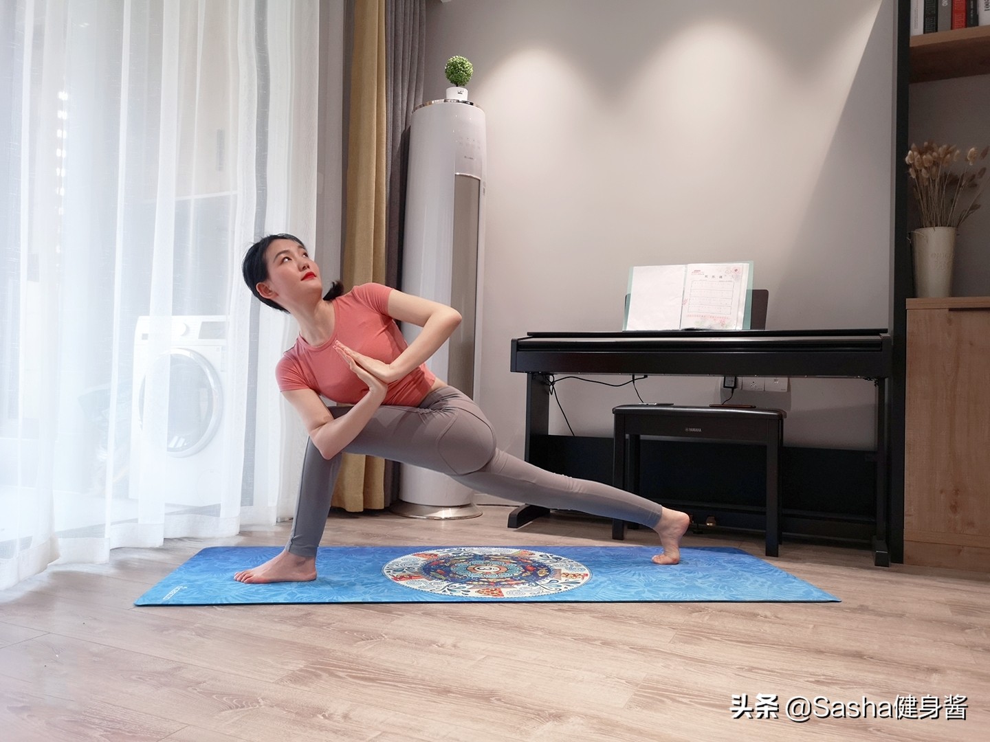 夫妻瑜伽每天必练8个动作,双人瑜伽每天必练2个动作