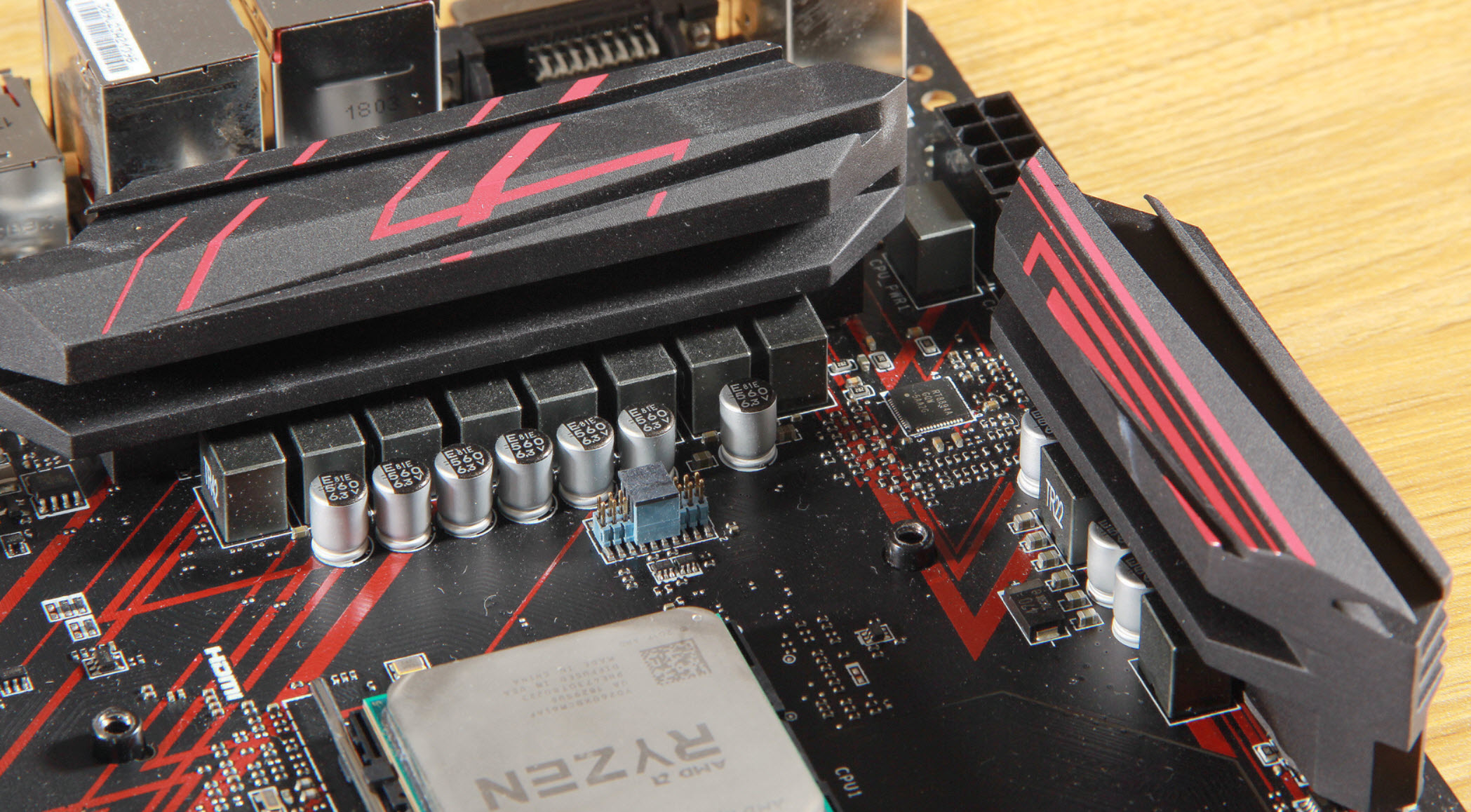 这个大便宜不是谁都能赶得上的,全看你当初有没有在主板上省钱