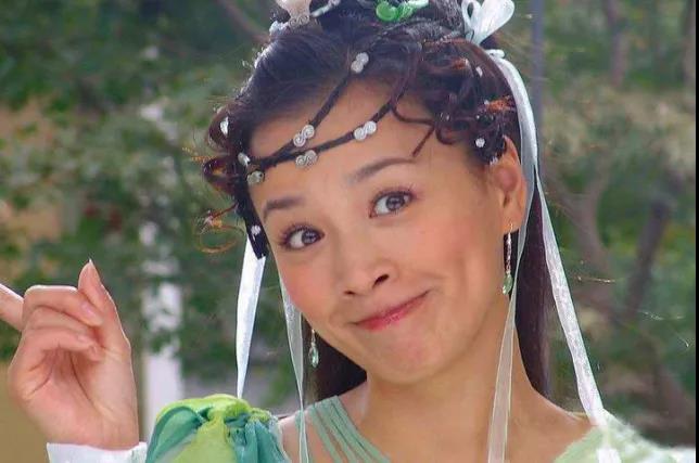 日赚数亿却直播哭穷，揭幕张庭、林瑞阳的商业帝国