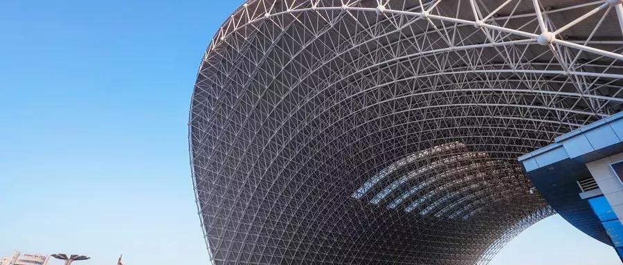 烟台市里人都说自己的街道好！你看对不对！