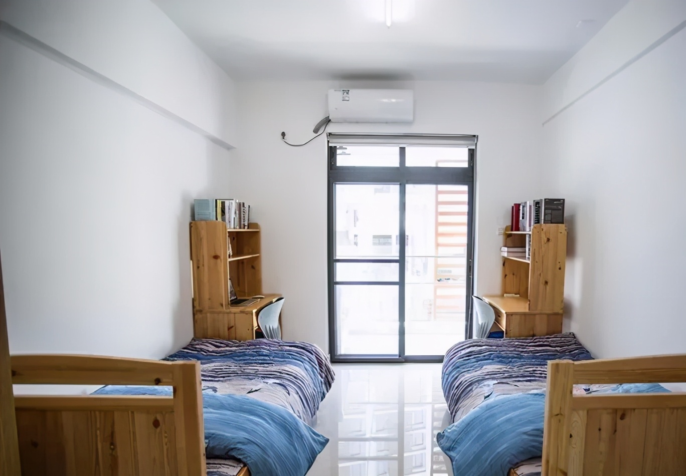 广东高校的宿舍,广东各大高校宿舍楼图片