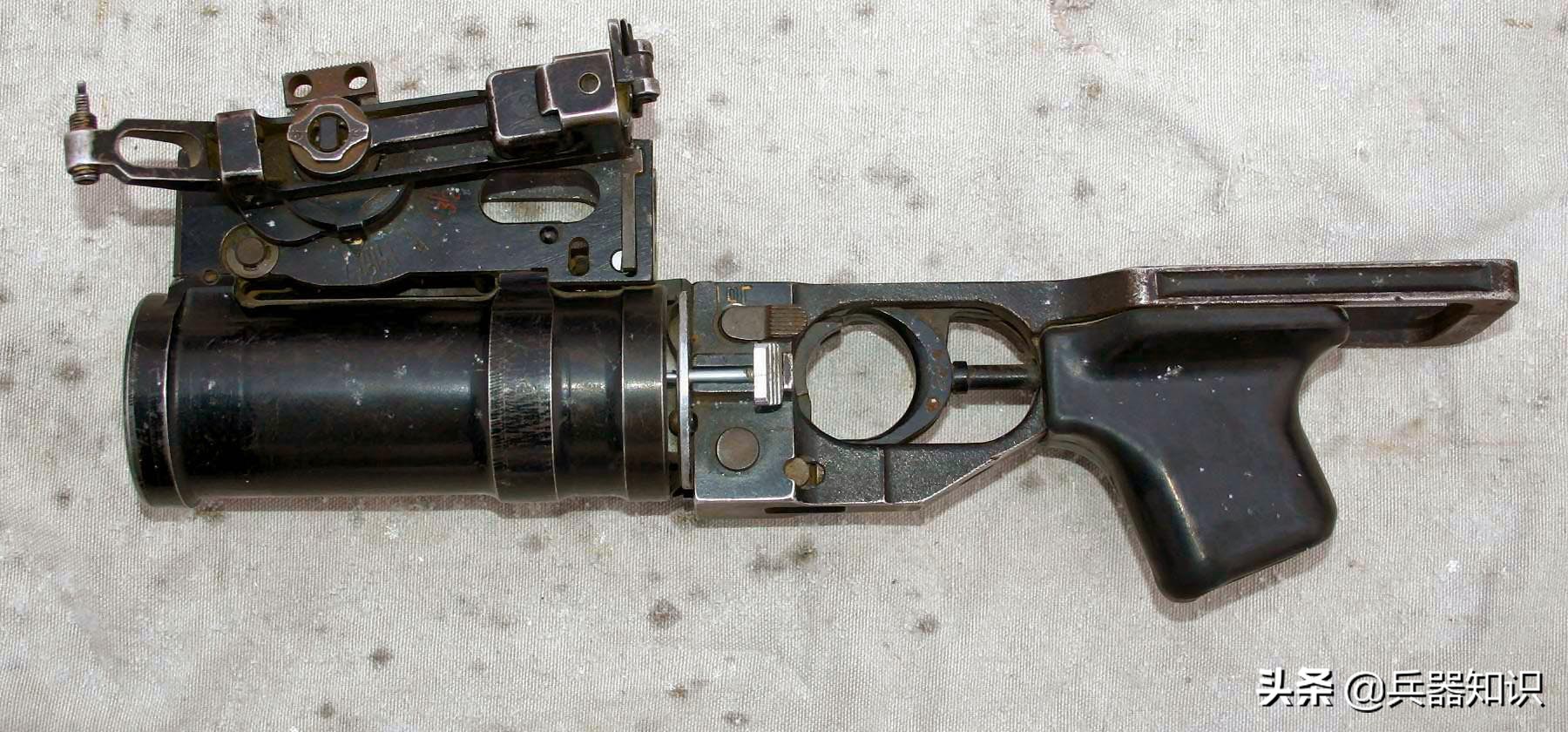 中国lg440mm转轮榴弹发射器,中国lg4型单兵榴弹发射器