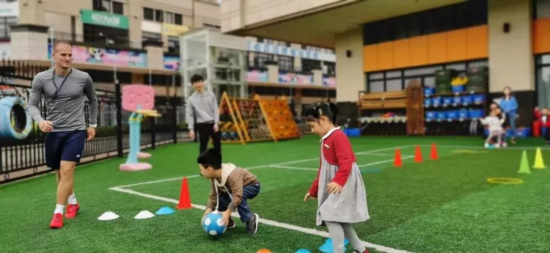 蒙氏教育幼儿园探园,参观蒙氏幼儿园的相关问题