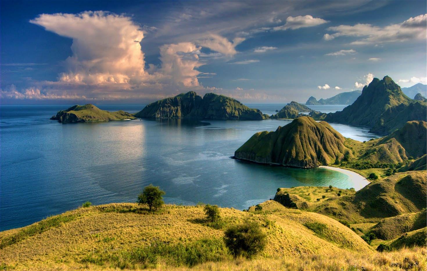 荷兰何时殖民印度尼西亚的,印度尼西亚被荷兰控制了多少面积