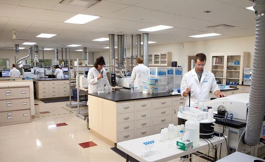 陶瓷表为什么这么贵,陶瓷表值不值得购啊