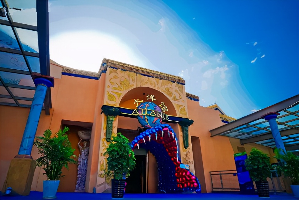 去不了海就去海洋馆,去不了大海就去海底世界