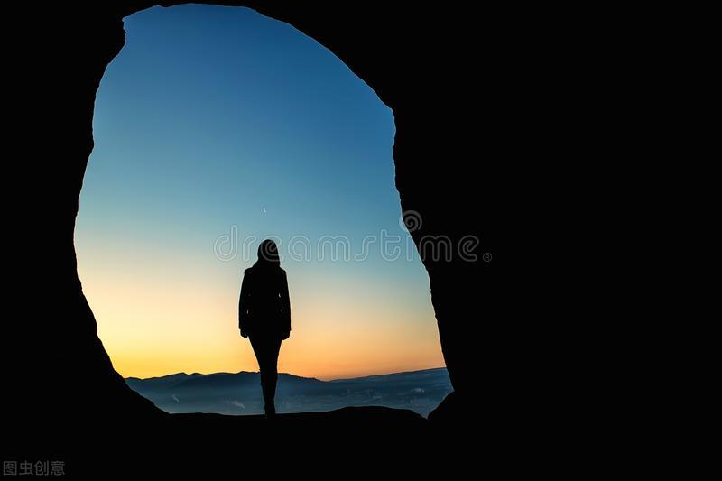 为什么女性身上的毛发旺盛,为什么有些女生身上毛发很多