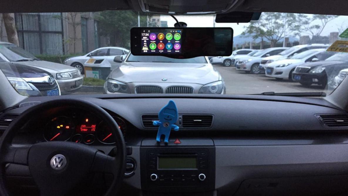 行车记录仪要怎么选择,行车记录仪如何选择比较实用