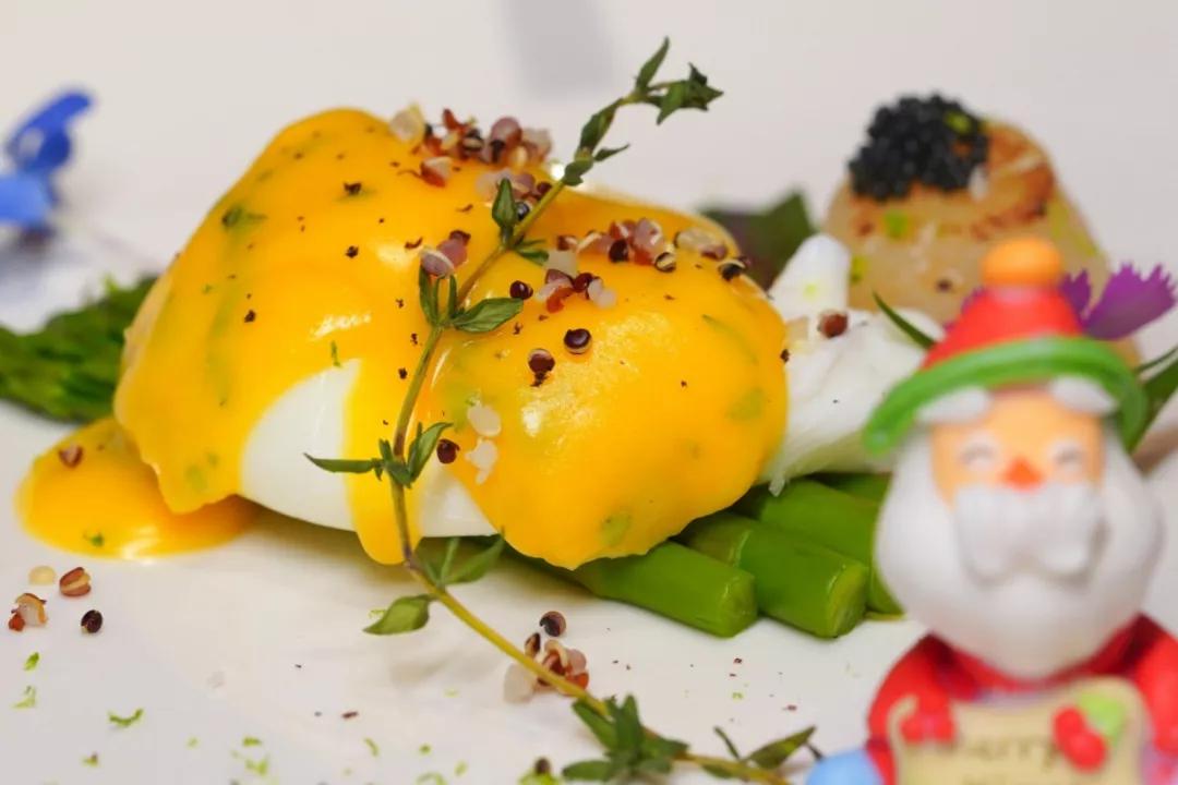 吃在济南|叮~您有一份圣诞套餐驾着麋鹿即将送达