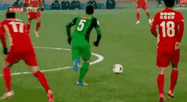 中国足球爆笑图片,中国足球爆笑瞬间