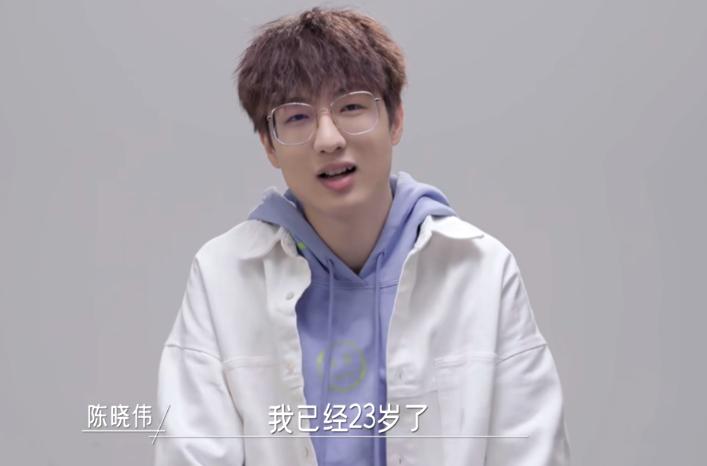 面对同一个单身暖男，两个高情商女人的不同选择