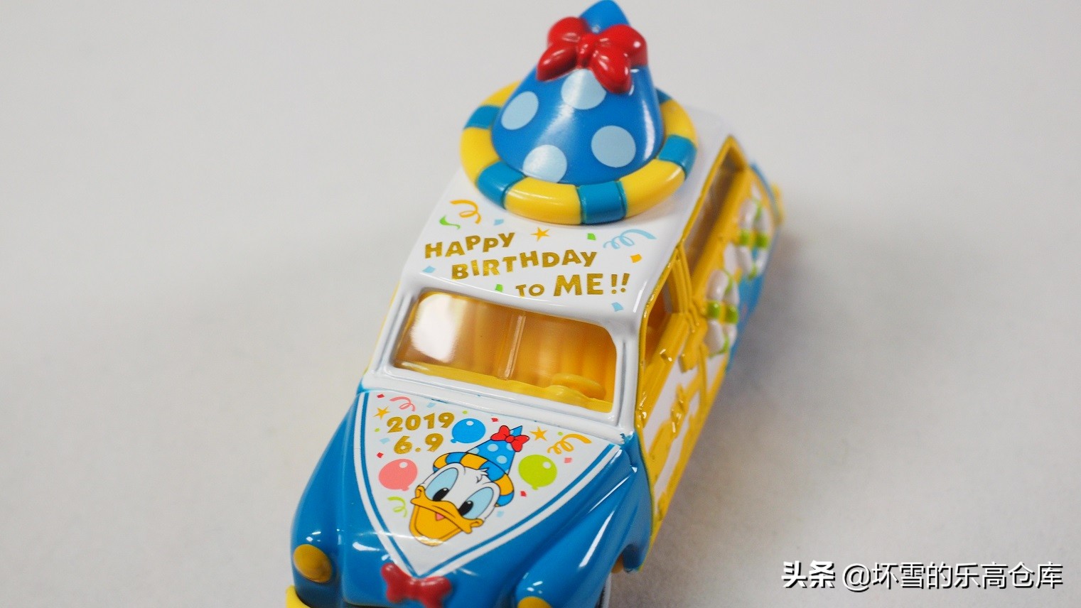 唐老鸭生日派对图片,唐老鸭85周年