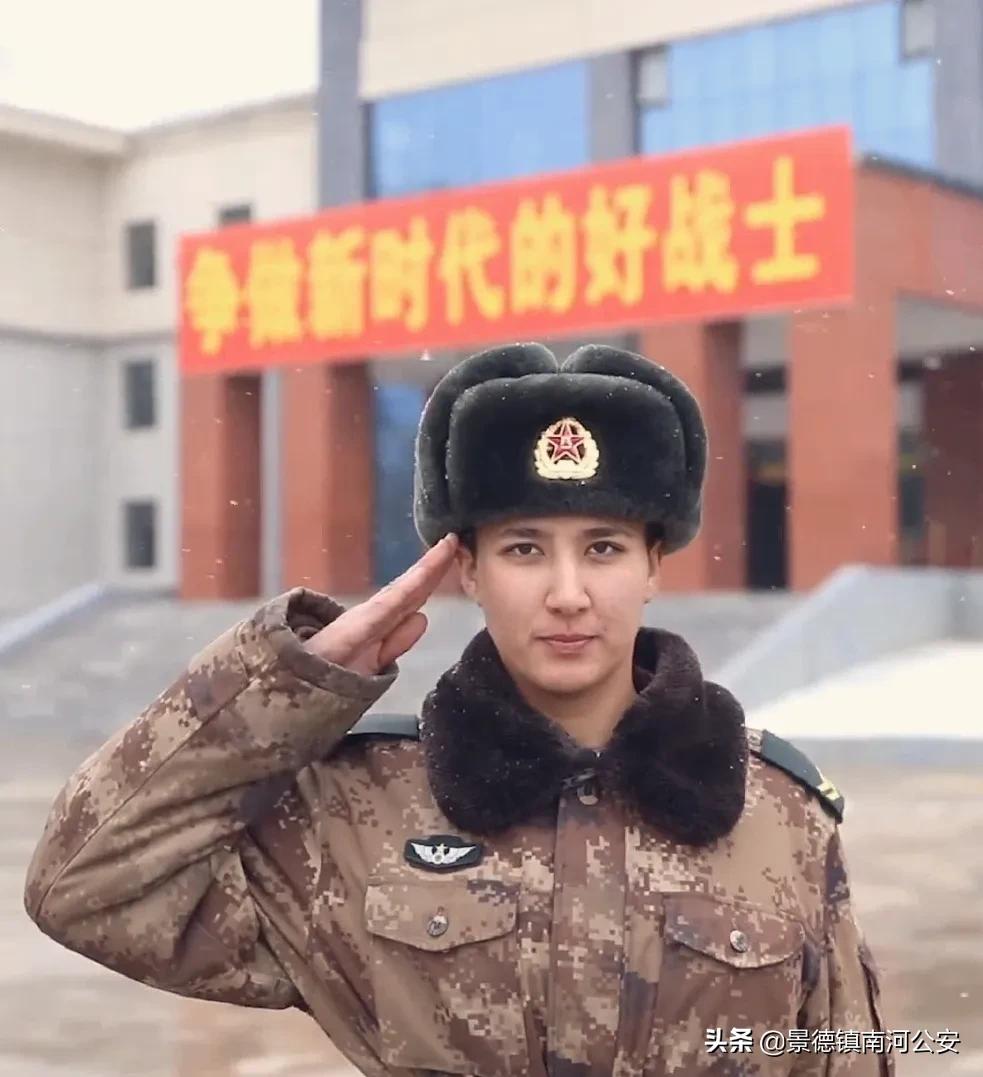 复旦川籍小姐姐,复旦小姐姐采访后续